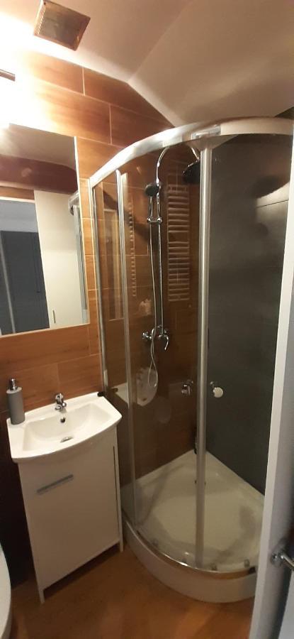 Old Town Apartment Тарнов Екстериор снимка